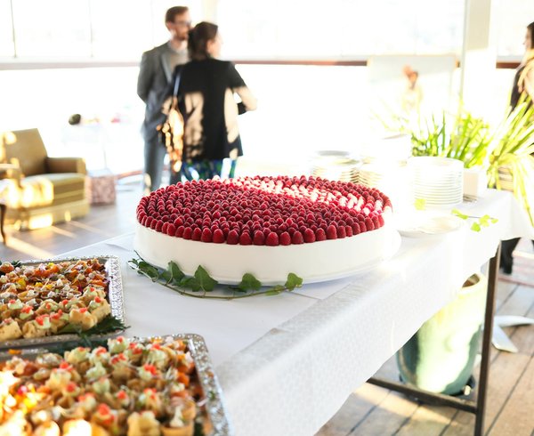 Savourez l'excellence avec un traiteur à la défense